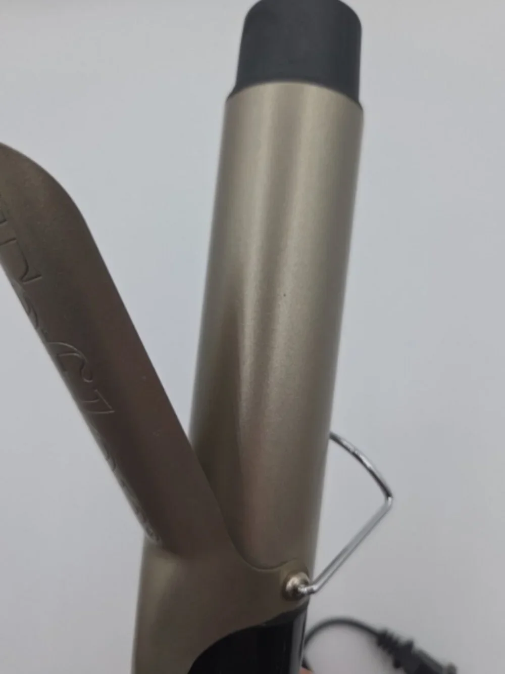 Remington Protect & Shine Curling Iron 1.5” Teflon Jumbo Barrel Long Swivel Cord